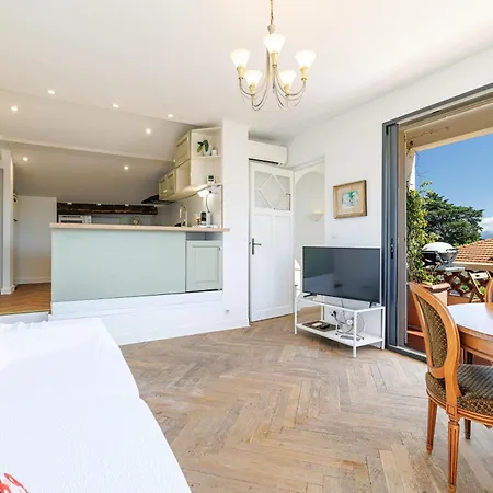 아파트 Duplex With View On The Cap D'antibes 앙티브