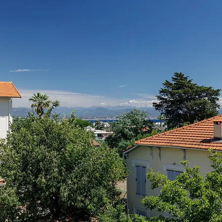 Duplex With View On The Cap D'antibes * Antibes