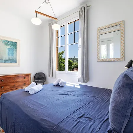 Duplex With View On The Cap D'antibes 아파트 *